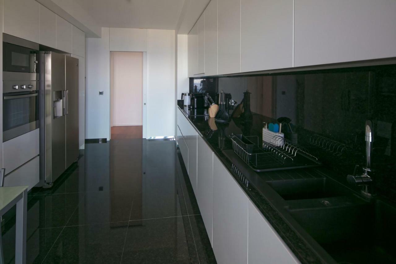 Spacious Luxury With A Great View, Funchal, Free Wifi And Parking Apartamento *